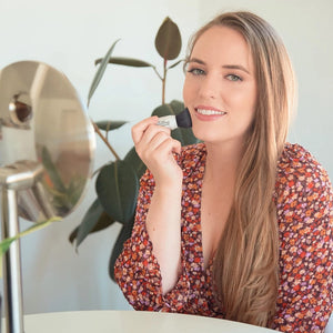 Sun Protection Mineral Powder SPF 30 DermaE Natural Bodycare